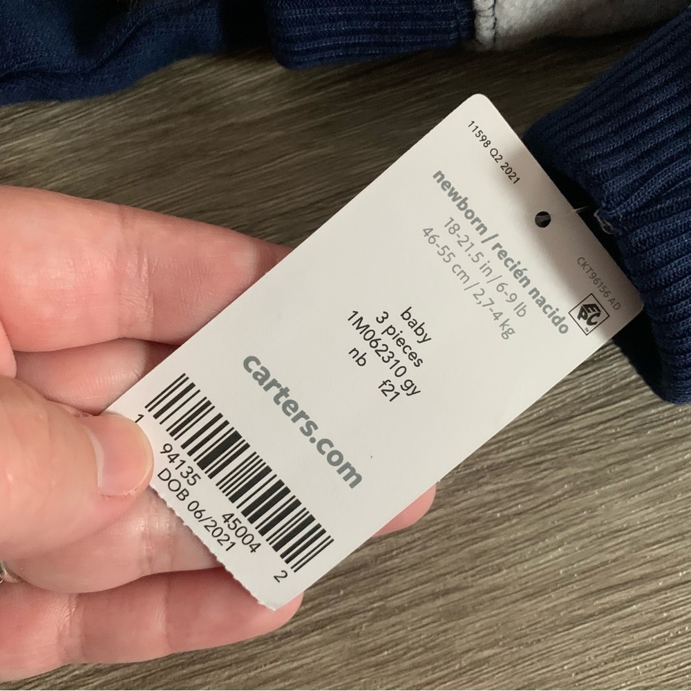 NWT Carters Three Piece Baby Boy Newborn Set - Picture 6 of 6